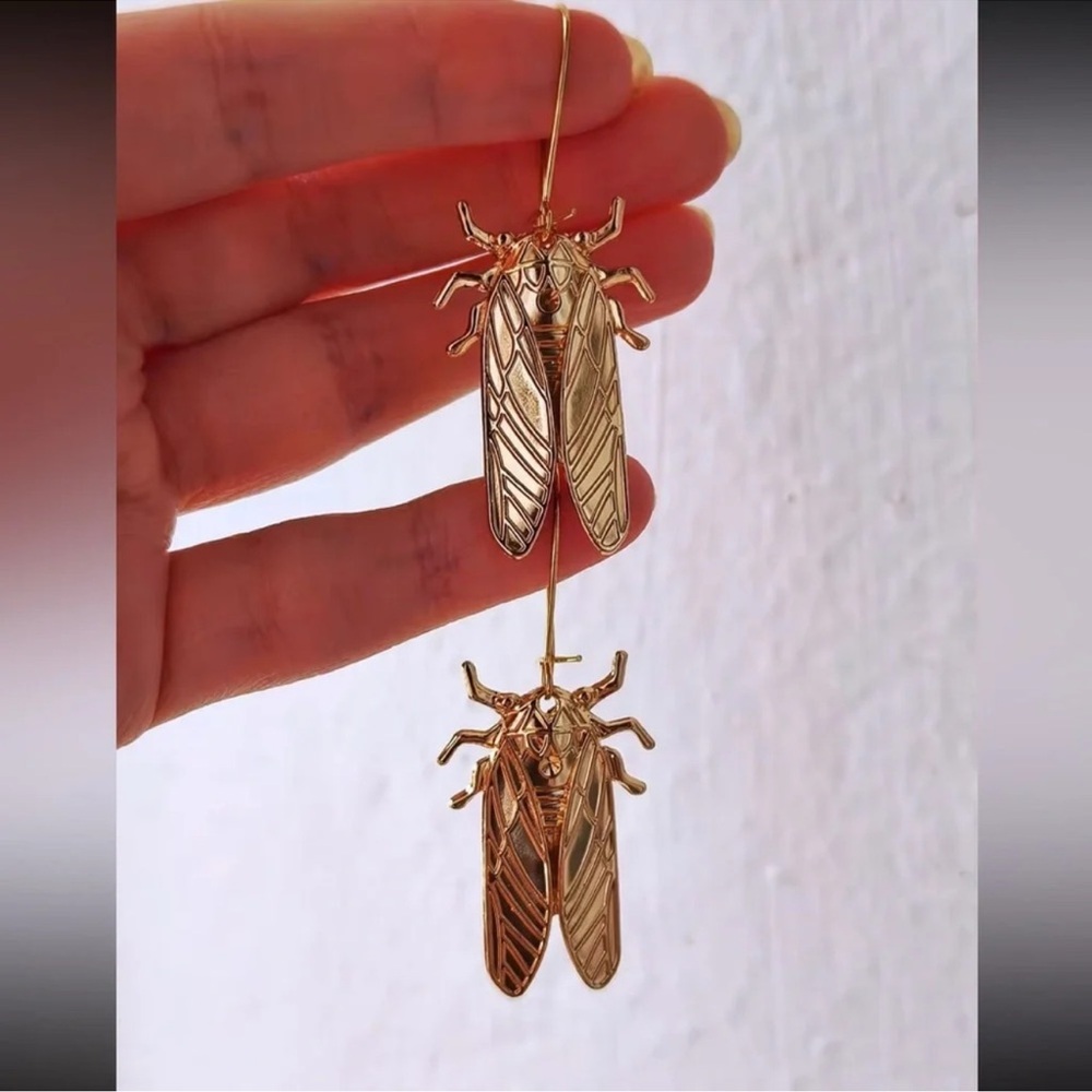 Vintage Egyptian Big Beetle Insect Bugs Earrings - Picture 1 of 16
